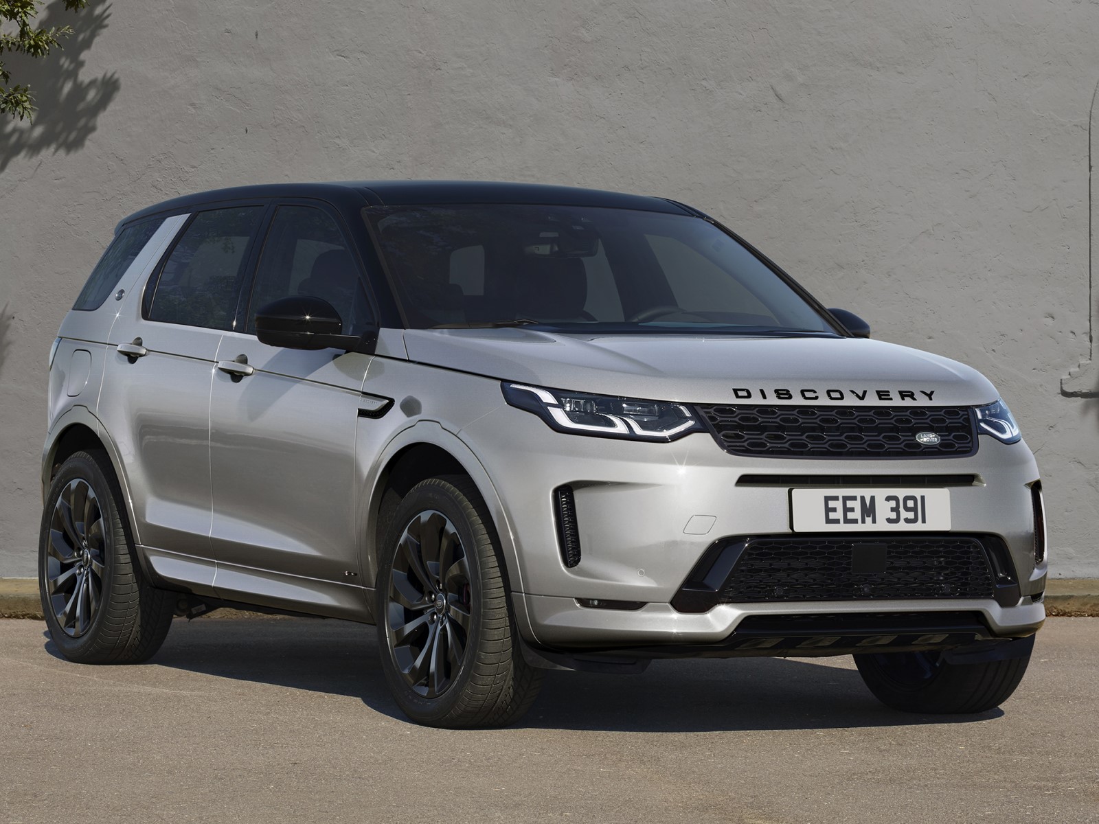 New Discovery Sport